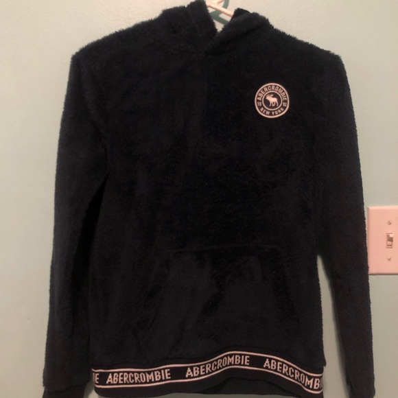 Fuzzy Abercrombie sweater - Picture 1 of 1